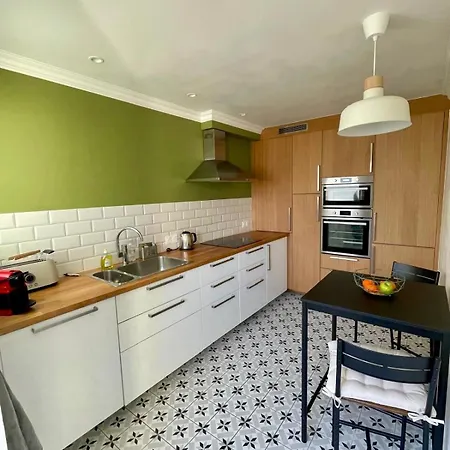 76m2 Entierement Renove *
