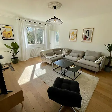 76m2 Entierement Renove Bordeaux